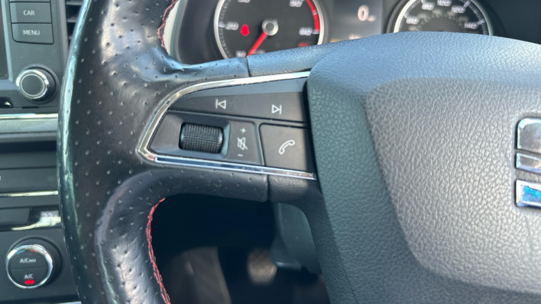 SEAT Leon 2.0 TDI FR 5dr [Technology Pack] Diesel Hatchback
